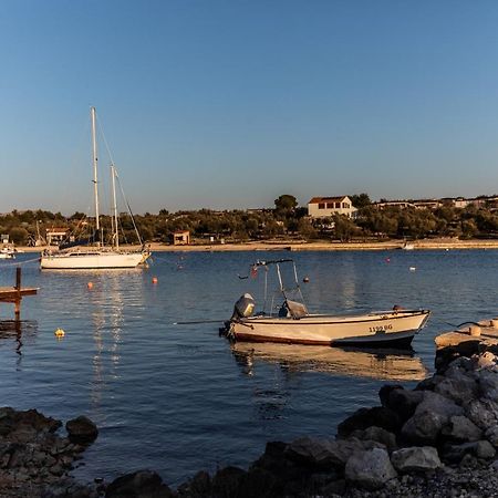 Mobile Home Whit Sea View Lavojesa Drage Buitenkant foto