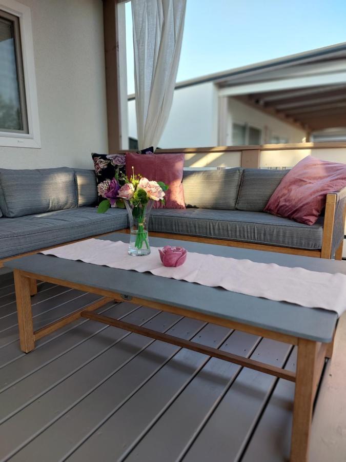 Mobile Home Whit Sea View Lavojesa Drage Buitenkant foto