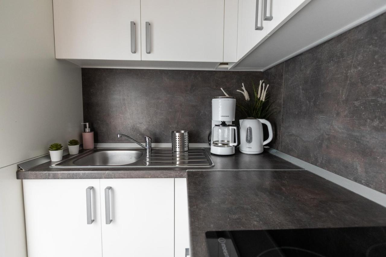 Mobile Home Whit Sea View Lavojesa Drage Buitenkant foto
